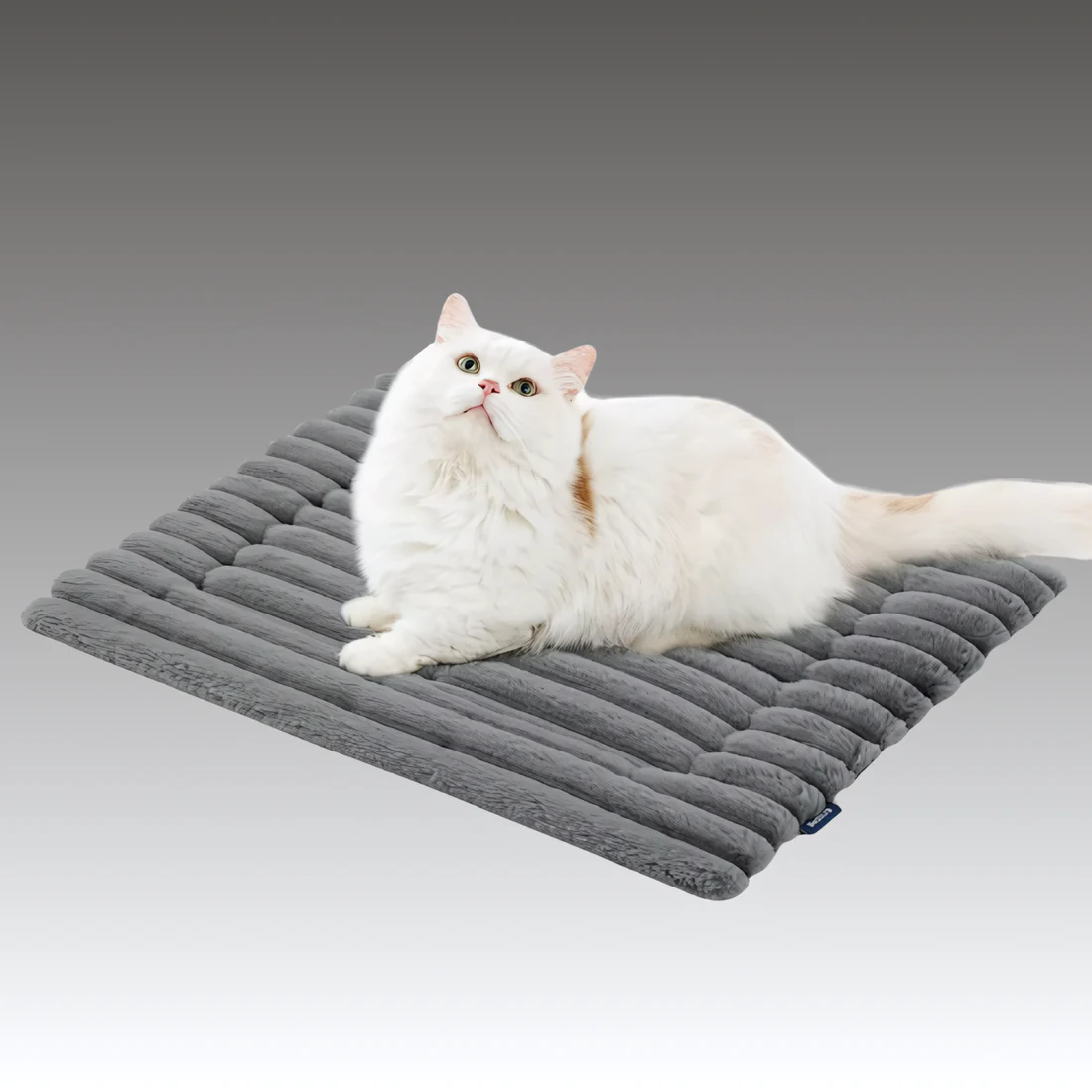 Self Warming Pet Bed, Small Self Heating pet Crate Pad, Thermal Extra Warm Mat Indoor & Outdoor, Non-Slip & Washable