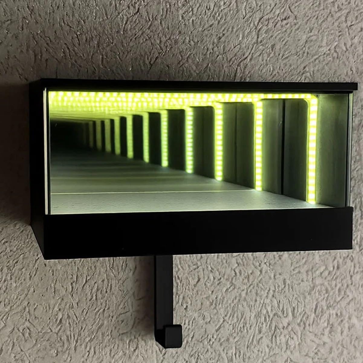 🔥Hot Sale🔥 LED Garage Keychain Hanger